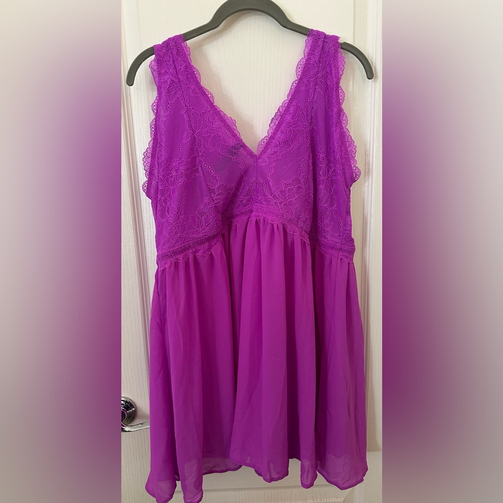 💜TORRID Lace Deep V Babydoll in Violet - Picture 5 of 10